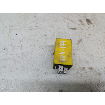 Реле стеклоочистителей (дворников) к  Renault  Kangoo,  1998
