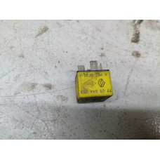  Реле вентилятора к  Renault  Kangoo,  1998