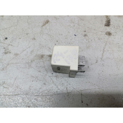 Реле стеклоочистителей (дворников) к  Renault  Kangoo,  1998