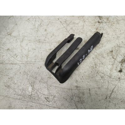 Пластик салазок сиденья к  Opel  Meriva,  2003