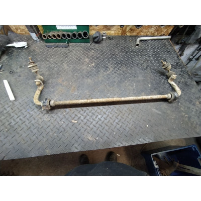 Стабилизатор подвески (поперечной устойчивости) задний к  Ford  Mondeo,  2001