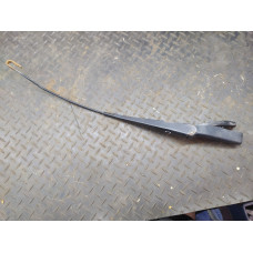  Щеткодержатель (поводок стеклоочистителя, дворник) к  Ford  Mondeo,  2001