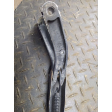  Щеткодержатель (поводок стеклоочистителя, дворник) к  Ford  Mondeo,  2001