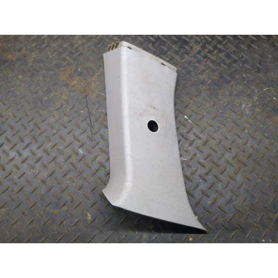 Обшивка стойки задней правой к  Ford  Mondeo,  2001