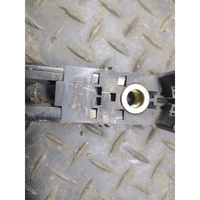 Механизм регулировки высоты ремня безопасности к  Ford  Mondeo,  2001