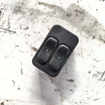 Кнопка стеклоподъемника переднего левого к  Opel  Meriva,  2003