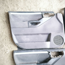  Обшивка двери (дверная карта) комплект к  Opel  Meriva,  2003