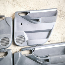  Обшивка двери (дверная карта) комплект к  Opel  Meriva,  2003