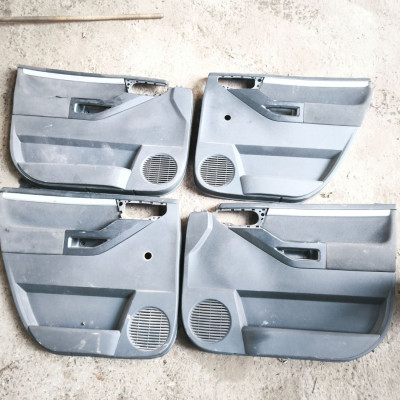 Обшивка двери (дверная карта) комплект к  Opel  Meriva,  2003