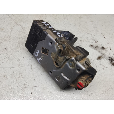 Замок двери задней левой к  Opel  Meriva,  2003