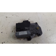  Двигатель электролюка к  Opel  Astra,  1996