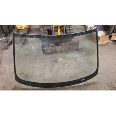  Стекло лобовое к  Ford  Mondeo,  2001