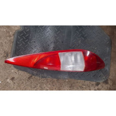  Фонарь задний правый к  Ford  Mondeo,  2001