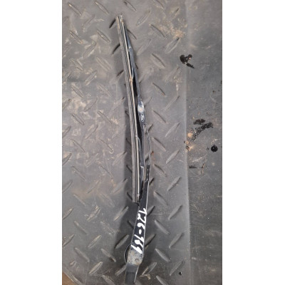  Щеткодержатель задний к  Ford  Mondeo,  2001