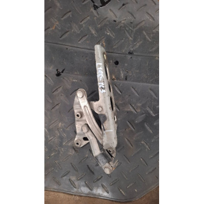  Петля капота левая к  Ford  Mondeo,  2001