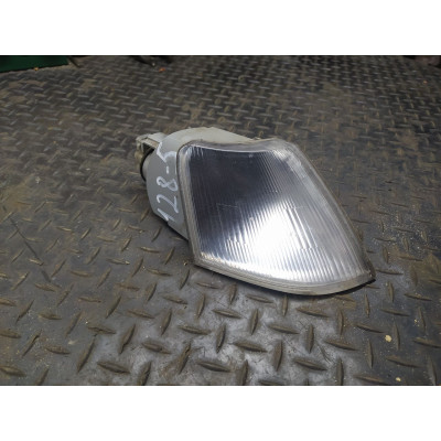  Поворотник правый к  Citroen  Xantia,  1998