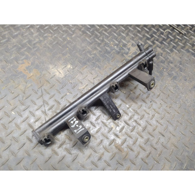  Топливная рампа к  Citroen  Xantia,  1998