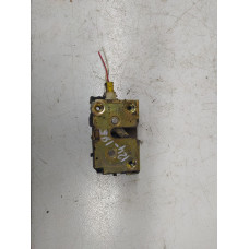  Замок двери передней правой к  Renault  Kangoo,  1998