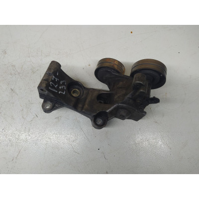  Кронштейн генератора к  Opel  Meriva,  2003