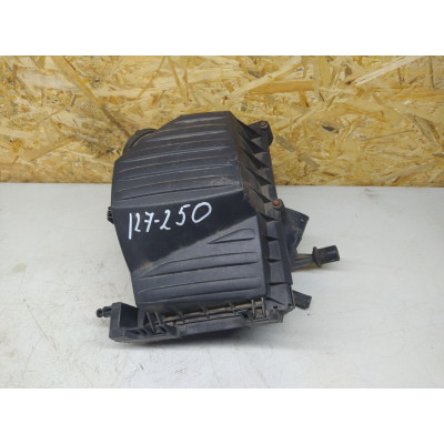  Корпус воздушного фильтра к  Opel  Meriva,  2003