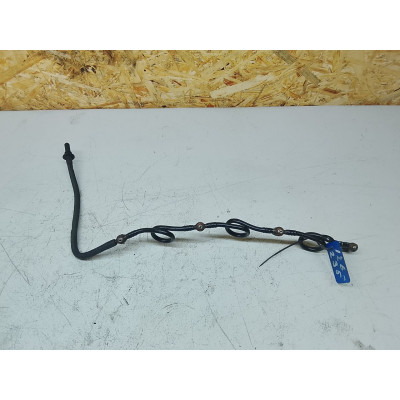  Трубка обратки форсунок к  Ford  Mondeo,  2001