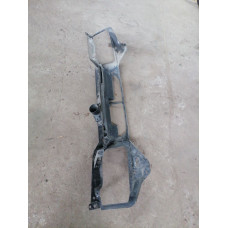  Передняя панель крепления облицовки (телевизор) к  Citroen  Evasion,  1998