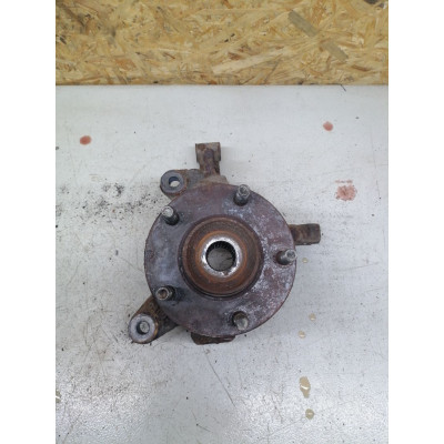  Кулак поворотный левый к  Mazda  Protege,  2001