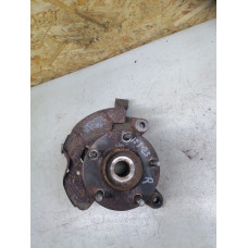  Кулак поворотный правый к  Mazda  Protege,  2001