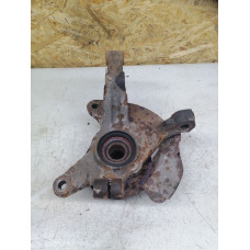  Кулак поворотный правый к  Mazda  Protege,  2001
