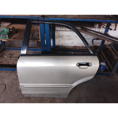  Дверь задняя левая к  Mazda  Protege,  2001