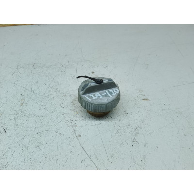  Пробка топливного бака к  Mazda  Protege,  2001