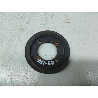  Шкив помпы к  Mazda  Protege,  2001