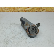 Подушка крепления двигателя к  Mazda  Protege,  2001