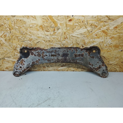  Балка под КПП к  Mazda  Protege,  2001