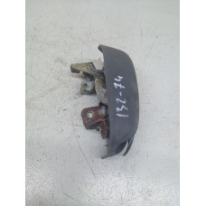  Кнопка открытия лючка топливного бака к  Mazda  Premacy,  2002
