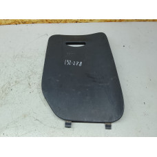  Обшивка багажника к  Mazda  Premacy,  2002